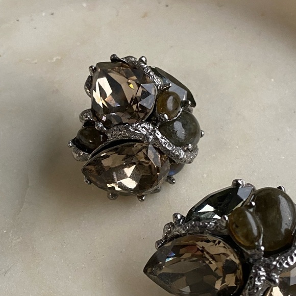 Alexis Bittar liver tone crystal clip on earrings - Picture 5 of 16